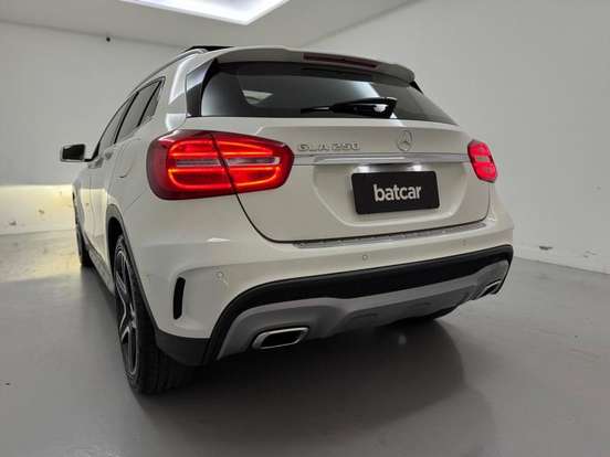 MERCEDES-BENZ-GLA 250-2017