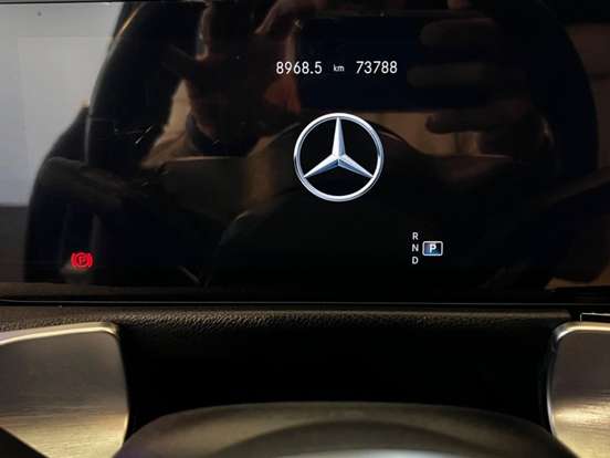 MERCEDES-BENZ-GLB 200-2022