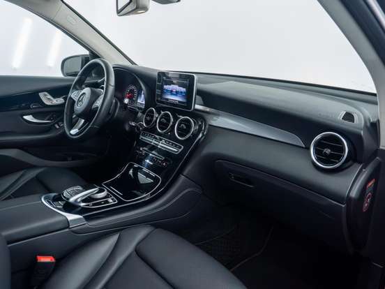 MERCEDES-BENZ-GLC 250-2017