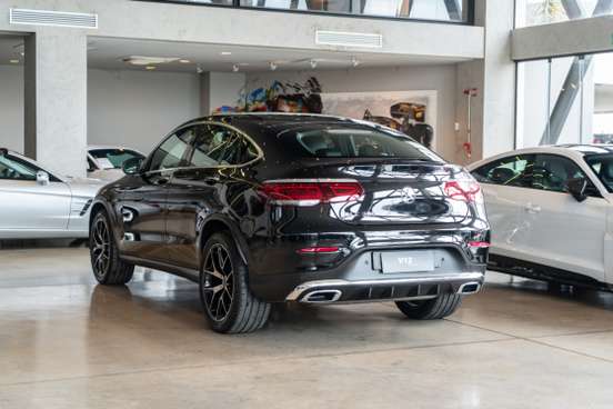 MERCEDES-BENZ-GLC 300-2022