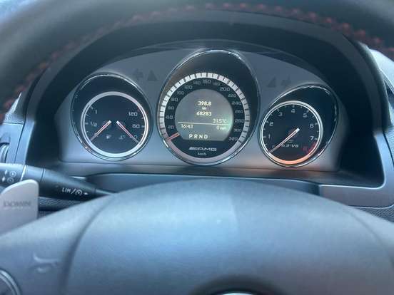 MERCEDES-BENZ-C 63 AMG-2009