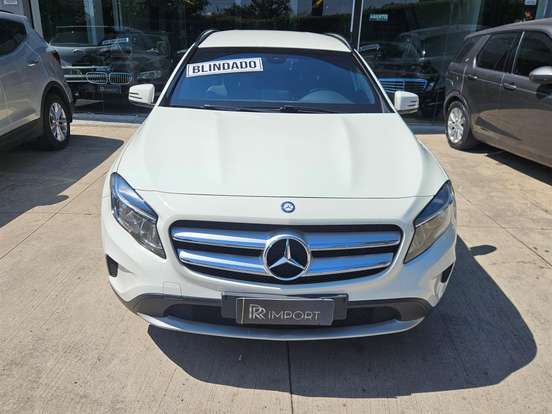MERCEDES-BENZ-GLA 200-1.6 CGI ADVANCE 16V TURBO GASOLINA 4P AUTOMÁTICO MERCEDES-BENZ-GLA 200-2015