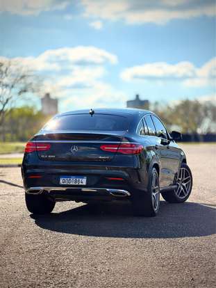 MERCEDES-BENZ-GLE 400-3.0 V6 GASOLINA NIGHT COUPÉ 4MATIC 9G-TRONIC MERCEDES-BENZ-GLE 400-2017
