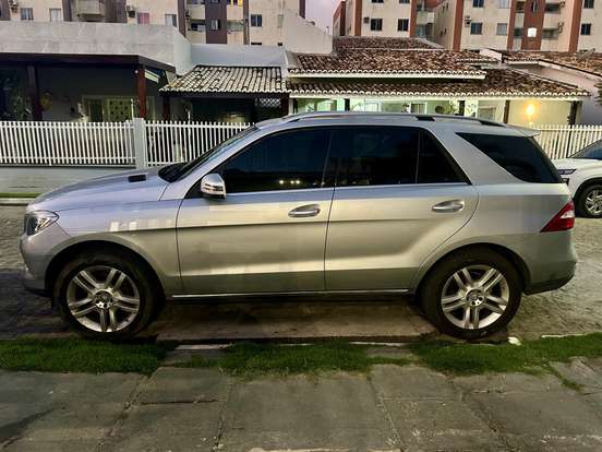 MERCEDES-BENZ-ML 350-3.5 BLUEEFFICIENCY SPORT 4X4 V6 GASOLINA 4P AUTOMÁTICO MERCEDES-BENZ-ML 350-2012