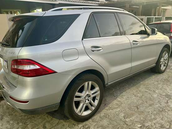 MERCEDES-BENZ-ML 350-3.5 BLUEEFFICIENCY SPORT 4X4 V6 GASOLINA 4P AUTOMÁTICO MERCEDES-BENZ-ML 350-2012
