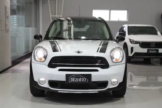 MINI-COUNTRYMAN-2015