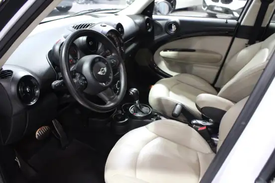 MINI-COUNTRYMAN-2015