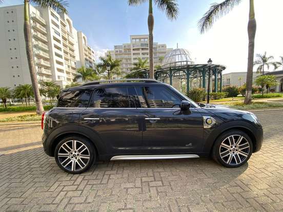 MINI-COUNTRYMAN-2019