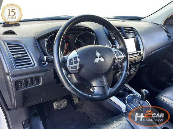 MITSUBISHI-ASX-2011