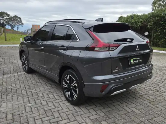 MITSUBISHI-ECLIPSE CROSS-1.5 MIVEC TURBO GASOLINA HPE-S CVT MITSUBISHI-ECLIPSE CROSS-2024