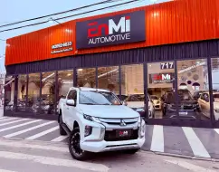 MITSUBISHI L200 TRITON 2.4 16V TURBO DIESEL SPORT HPE CD 4P 4X4 AUTOMÁTICO MITSUBISHI L200 TRITON 2.4 16V TURBO DIESEL SPORT HPE CD 4P 4X4 AUTOMÁTICO