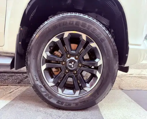 MITSUBISHI-L200 TRITON-2022