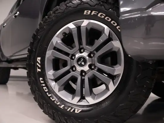 MITSUBISHI-L200 TRITON-2021