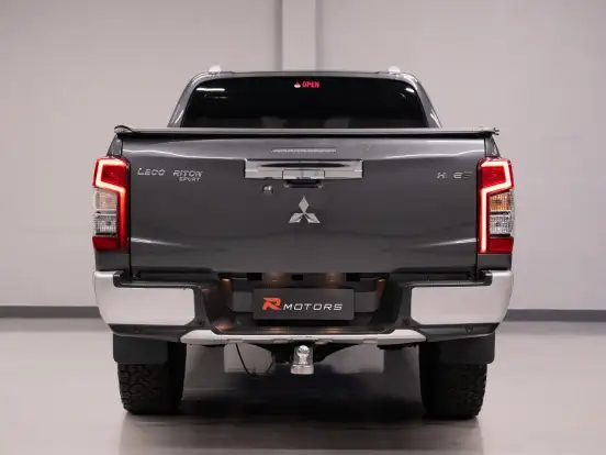 MITSUBISHI-L200 TRITON-2021