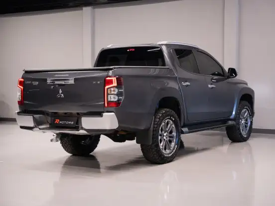 MITSUBISHI-L200 TRITON-2021
