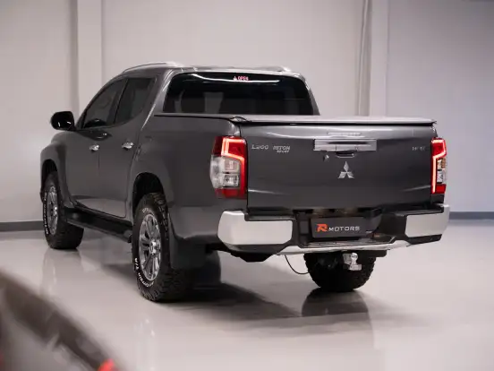 MITSUBISHI-L200 TRITON-2021