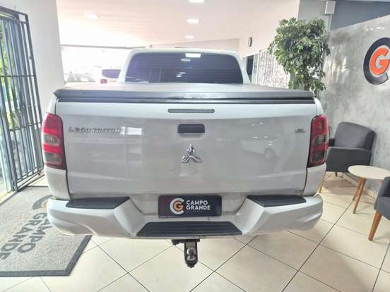 MITSUBISHI-L200 TRITON-2.4 16V TURBO DIESEL GL CD 4X4 MANUAL MITSUBISHI-L200 TRITON-2021