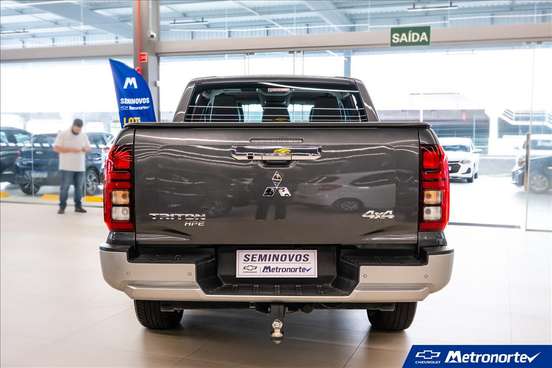 MITSUBISHI-L200 TRITON-2025