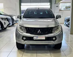 MITSUBISHI L200 TRITON 2.4 16V TURBO DIESEL SPORT HPE TOP CD 4P 4X4 AUTOMÁTICO MITSUBISHI L200 TRITON 2.4 16V TURBO DIESEL SPORT HPE TOP CD 4P 4X4 AUTOMÁTICO
