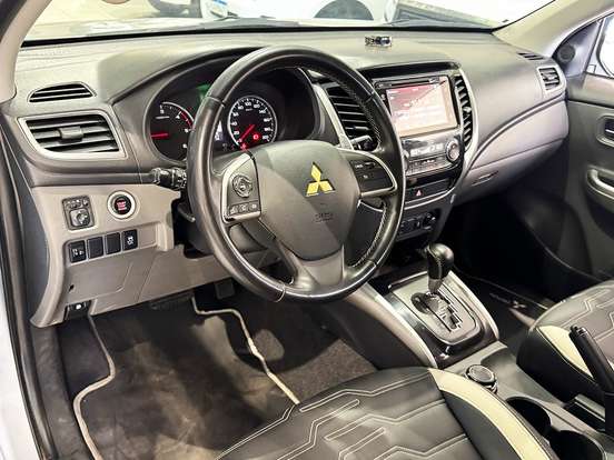 MITSUBISHI-L200 TRITON-2017