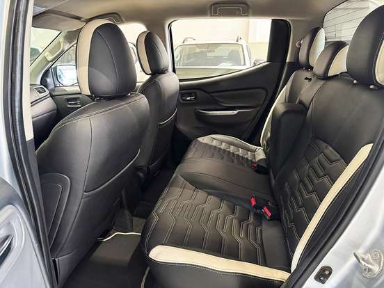 MITSUBISHI-L200 TRITON-2.4 16V TURBO DIESEL SPORT HPE TOP CD 4P 4X4 AUTOMÁTICO MITSUBISHI-L200 TRITON-2017