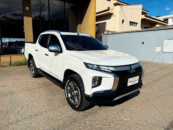 MITSUBISHI-L200 TRITON-2.4 16V TURBO DIESEL SPORT HPE-S CD 4P 4X4 AUTOMÁTICO MITSUBISHI-L200 TRITON-2021