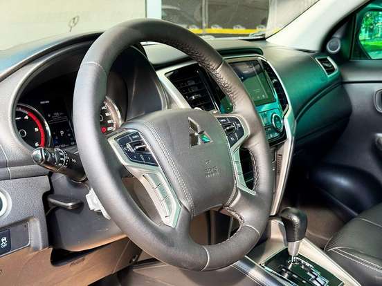 MITSUBISHI-L200 TRITON-2.4 16V TURBO DIESEL SPORT HPE-S CD 4P 4X4 AUTOMÁTICO MITSUBISHI-L200 TRITON-2021
