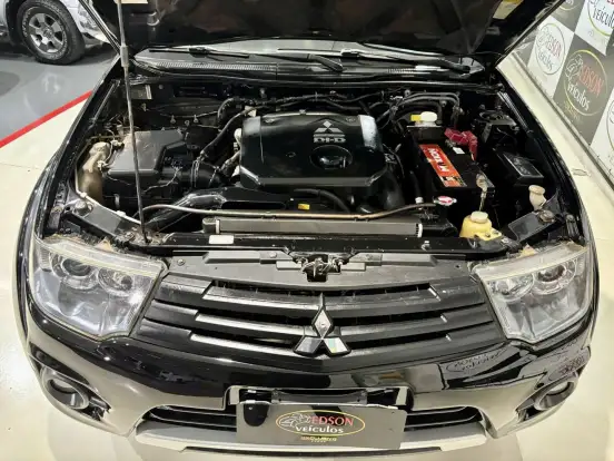 MITSUBISHI-L200 TRITON-3.2 HPE 4X4 CD 16V TURBO INTERCOOLER DIESEL 4P AUTOMÁTICO MITSUBISHI-L200 TRITON-2015