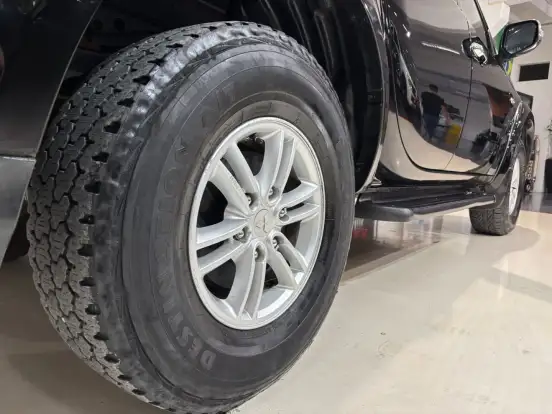 MITSUBISHI-L200 TRITON-2015