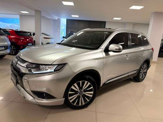 MITSUBISHI-OUTLANDER-2.0 MIVEC GASOLINA HPE AUTOMÁTICO MITSUBISHI-OUTLANDER-2021
