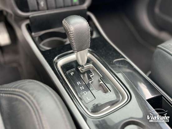 MITSUBISHI-OUTLANDER-2.0 MIVEC GASOLINA HPE AUTOMÁTICO MITSUBISHI-OUTLANDER-2020