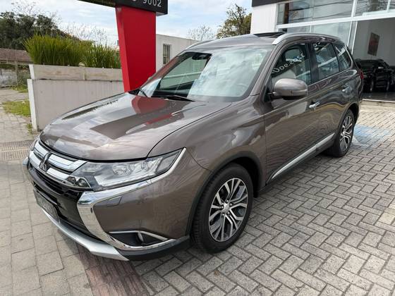 MITSUBISHI OUTLANDER 2.2 4X4 16V DIESEL 4P AUTOMÁTICO