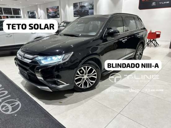 MITSUBISHI-OUTLANDER-2015