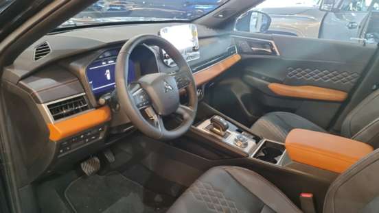MITSUBISHI-OUTLANDER-2025