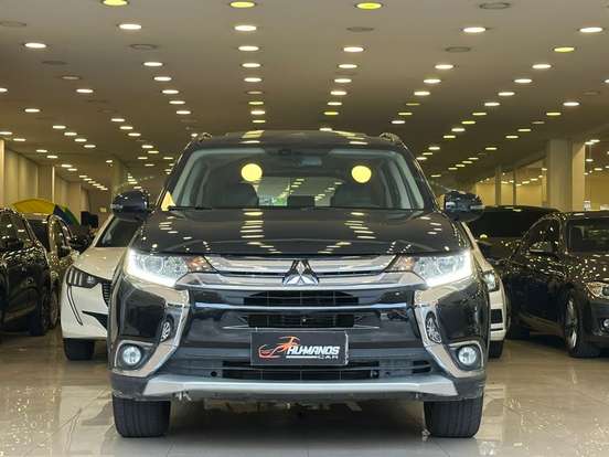 MITSUBISHI-OUTLANDER-3.0 GT 4X4 V6 24V GASOLINA 4P AUTOMÁTICO MITSUBISHI-OUTLANDER-2015