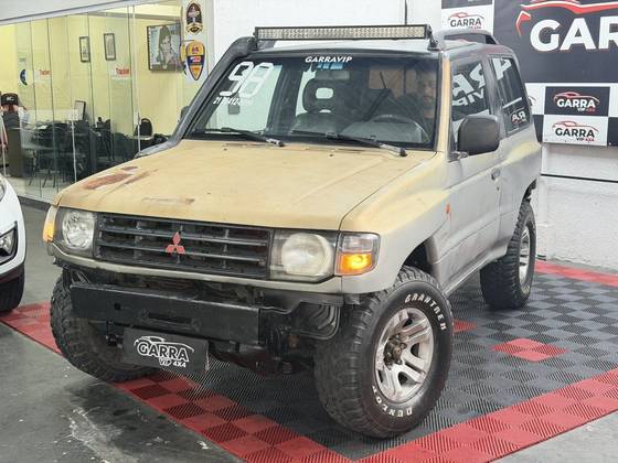 MITSUBISHI PAJERO 3.0 GLS 4X4 V6 24V GASOLINA 2P MANUAL