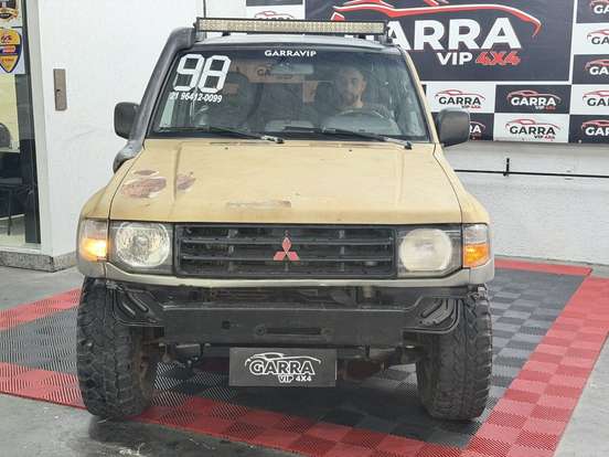MITSUBISHI-PAJERO-1997