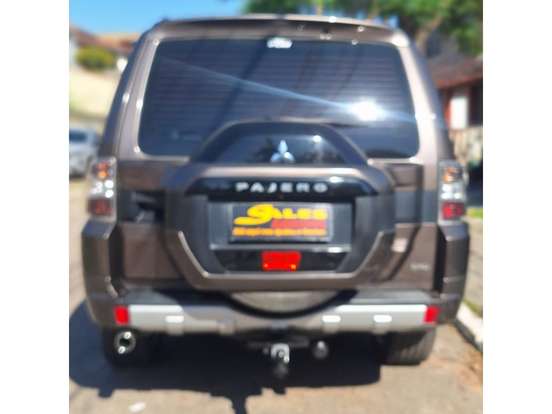 MITSUBISHI-PAJERO FULL-2015