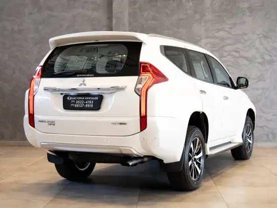 MITSUBISHI-PAJERO SPORT-2.4 16V MIVEC TURBO DIESEL HPE AWD AUTOMÁTICO MITSUBISHI-PAJERO SPORT-2019