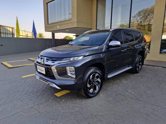 MITSUBISHI PAJERO SPORT 2.4 16V MIVEC TURBO DIESEL HPE AWD AUTOMÁTICO