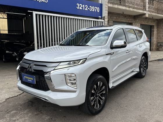 MITSUBISHI PAJERO SPORT 2.4 16V MIVEC TURBO DIESEL HPE-S AWD AUTOMÁTICO