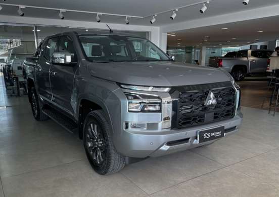 MITSUBISHI-TRITON-2.4 BITURBO DIESEL CD HPE-S 4X4 AUTOMÁTICO MITSUBISHI-TRITON-2025