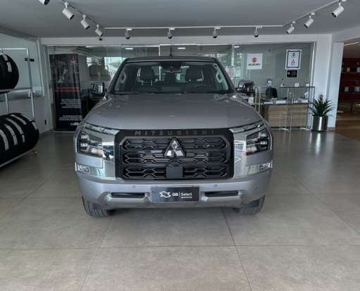 MITSUBISHI-TRITON-2025