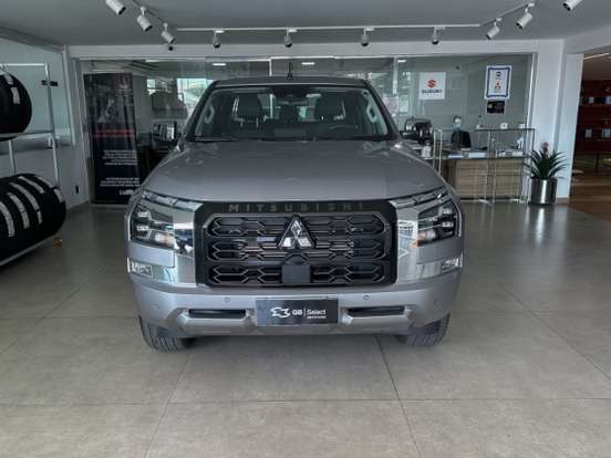 MITSUBISHI-TRITON-2.4 BITURBO DIESEL CD HPE-S 4X4 AUTOMÁTICO MITSUBISHI-TRITON-2025