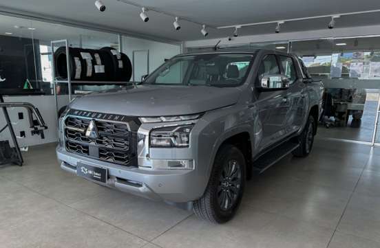 MITSUBISHI-TRITON-2.4 BITURBO DIESEL CD HPE-S 4X4 AUTOMÁTICO MITSUBISHI-TRITON-2025