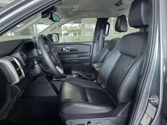 MITSUBISHI-TRITON-2.4 BITURBO DIESEL CD HPE-S 4X4 AUTOMÁTICO MITSUBISHI-TRITON-2025