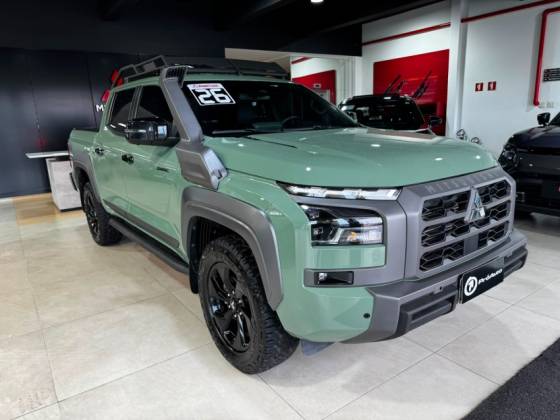 MITSUBISHI TRITON 2.4 BITURBO DIESEL CD SAVANA 4X4 AUTOMÁTICO