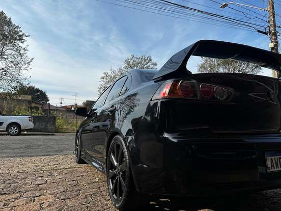 MITSUBISHI-LANCER-2011