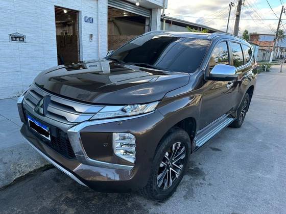 MITSUBISHI PAJERO SPORT 2.4 16V MIVEC TURBO DIESEL HPE-S AWD AUTOMÁTICO