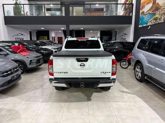 NISSAN-FRONTIER-2017